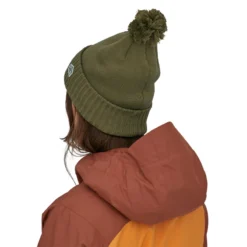 Patagonia Powder Town Beanie Line Logo Ridge Patch: Wyoming Green -Exporteren Hengel Max Winkel 29187 LIWG ALL 3